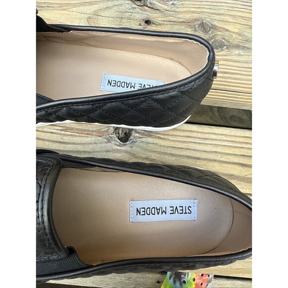 Steve Madden-Women's Zaander Black Quilted slip-on sneakers size 10 - Picture 2 of 5